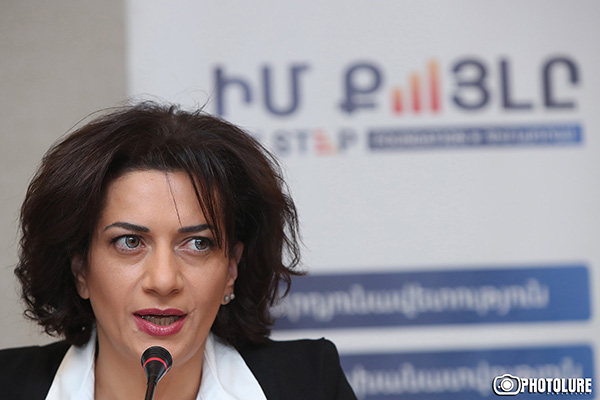 Ներկայացավ, որ աշխատում է Աննա Հակոբյանի հետ, իր օգնականն է, կա այսպիսի բարեգործական կազմակերպություն. «Հայկական ժամանակ»
