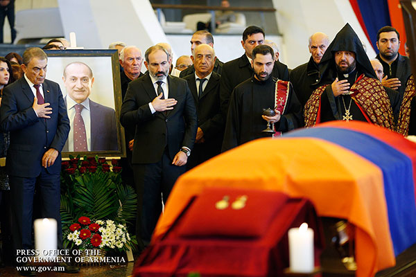 Այսօր ամբողջ հայությունը հրաժեշտ տվեց համաշխարհային սպորտի լեգենդ  Յուրի Վարդանյանին