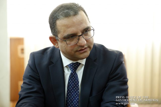 Տիգրան Խաչատրյան. Ներդրումների մակարդակը շարունակում է հեռու մնալ ցանկալի ցուցանիշից