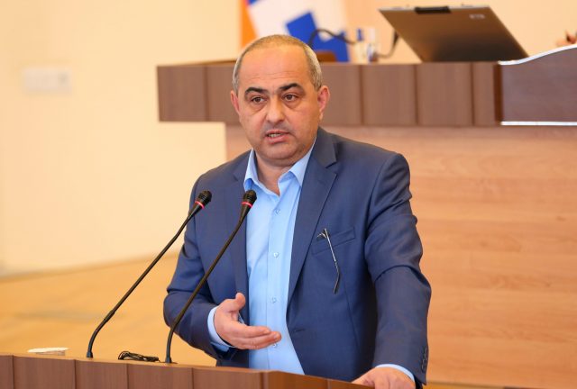 Քաղաքական ուժերը զբաղված են նախընտրական պոպուլիզմով. Արցախի ԱԺ պատգամավորը` Արցախի վերաբերյալ հայտարարությունների մասին