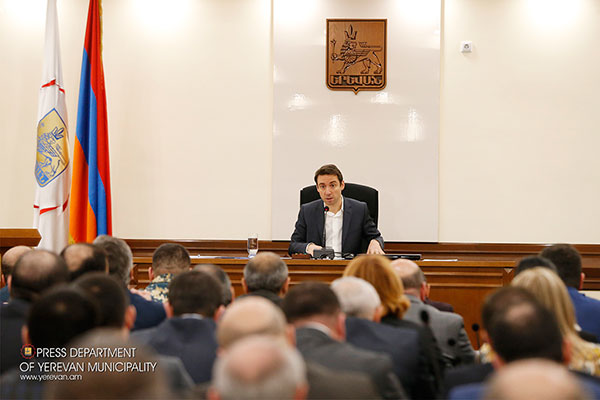 Քայլեր են ձեռնարկվում թափառող կենդանիների խնդրի կանոնակարգման հետ կապված կարճաժամկետ և երկարաժամկետ ծրագրերի մշակման համար