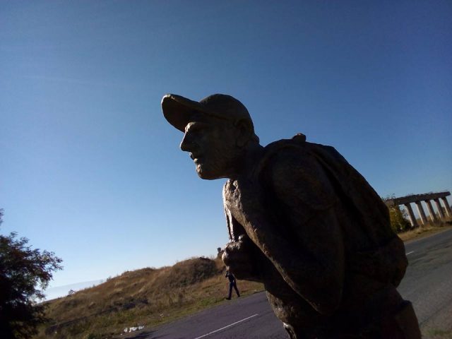 Վնասվել է Նիկոլ Փաշինյանի արձանը