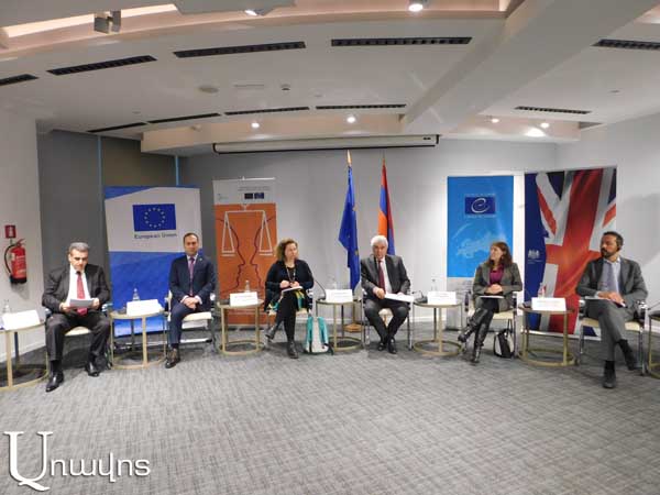 «Ասում էին՝ հեռու իքս գյուղում Վարդուշ տատին չի կարողանալու ծանուցվել, հարգելիներս, Վարդուշ տատին արդեն ֆեյսբուքում վաղուց փոստեր է անում». Արթուր Հովհաննիսյան