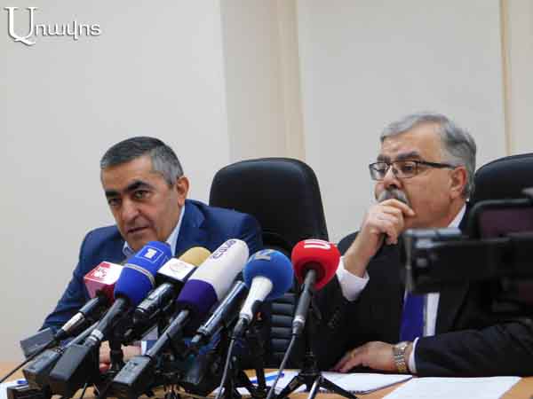 «90-ականների դասերը մեզ բերում են այն եզրակացության, որ կա շատ մեծ վտանգ, որ նույն սխալը կրկնենք, դեժավյու է սա հիշեցնում». Արմեն Ռուստամյան