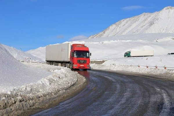 Ստեփանծմինդա-Լարս ավտոճանապարհը փակ է. ռուսական կողմում մոտ 375 բեռնատար է կուտակված