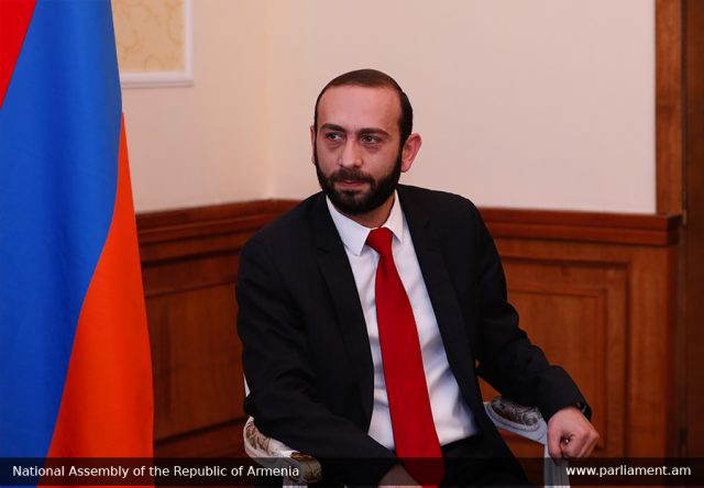«Արարատ Միրզոյանի՝ կառավարական ամառանոց տեղափոխվելն օրենքով է սահմանված». Վահան Կոստանյան