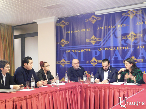 «Նիկոլ Փաշինյանը չի կարող այլեւս լինել լրագրող…եթե մարդը ԱԺ-ում կոշիկ է տվել դիմացինի ճակատին, կարո՞ղ է անաչառ լրագրող լինել». Սամվել Մարտիրոսյան