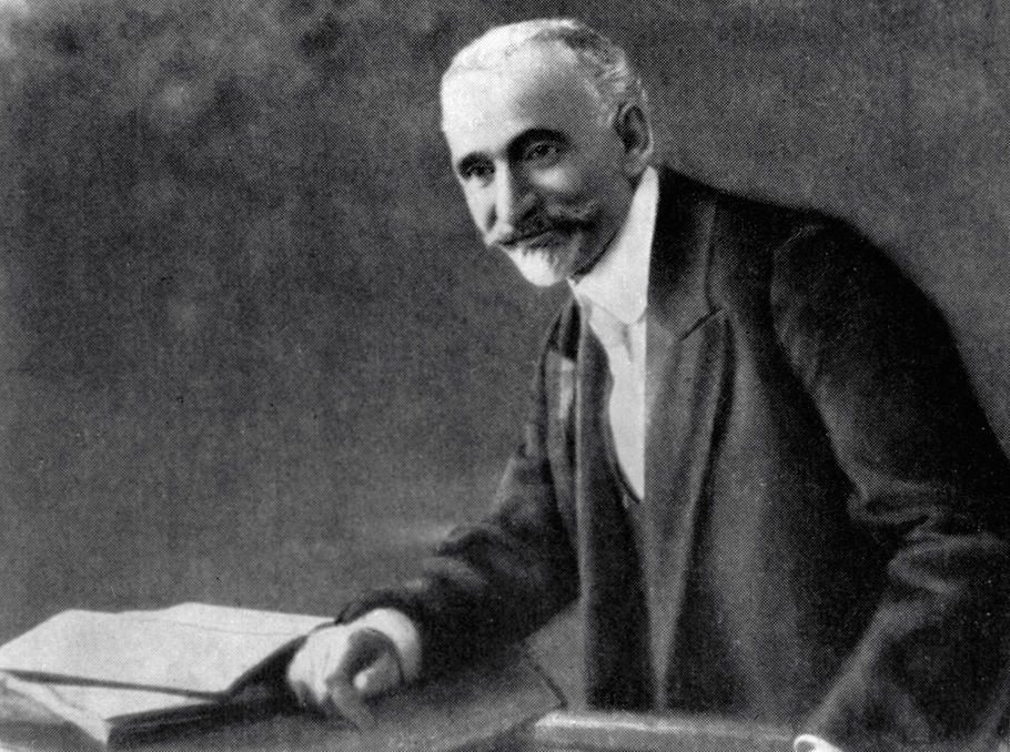 Ազգ-բանաստեղծ