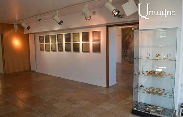 Զենքը զարդի վերածող գյումրեցու ու նրա գեղանկարիչ եղբոր գործերը՝ Ֆրանսիայի «Մադամ Գրաֆինի» դղյակ-պատկերասրահում (Ֆոտաշարք)