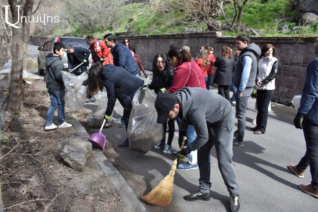 Հրազդանի կիրճի մի հատվածը մաքրվեց սպորտի եւ երիտասարդության նախարարության աշխատակիցների կողմից (ֆոտոշարք)