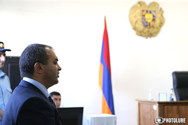 Զինվորներին հատուկ պարապեցրել են՝ Մարտի 1-ի ցույցը ցրելու համար. Արթուր Դավթյանը Քոչարյանի գործով դատական նիստում ելույթ ունեցավ