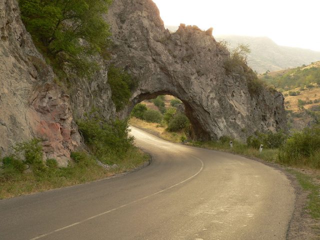 Жить стало лучше, жить стало веселее* (պատմվածք)