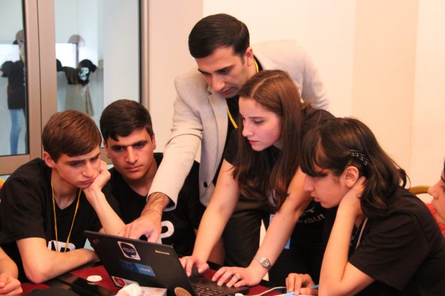 «UPSHIFT» միջազգային մոդելն արդեն Հայաստանում է ․ երիտասարդները փորձում են լուծել իրենց համայնքի խնդիրները (Ֆոտոշարք)