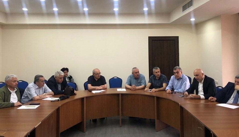 Վազգեն Մանուկյանը վտանգավոր ու վնասակար է գնահատում ապրիլյան պատերազմի հանգամանքներն ուսումնասիրելու նպատակով ԱԺ քննիչ հանձնաժողով ստեղծելու մտադրությունը