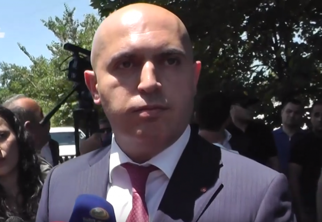 «Սերժ Սարգսյանի անունով հրավեր եղել է». Աշոտյանի պարզաբանումը, թե ինչու Սերժ Սարգսյանը Գյումրի չի եկել