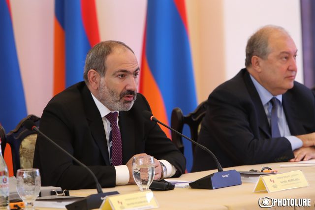 «Սա՞ է հայկական ներուժը, որ ամբողջ աշխարհում հավաքվում է 15 միլիոն դոլար եւ դրա համար ուրախանա՞նք». Նիկոլ Փաշինյան