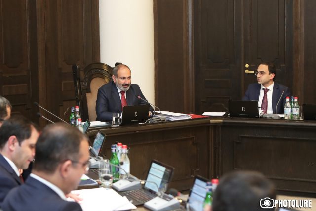 Վարչապետ. «Այդ մարդիկ հիբրիդային պատերազմ են վարում ՀՀ-ի դեմ»