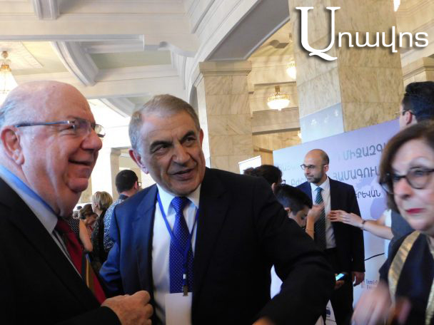 «Սերժ Սարգսյանի հետ հաճախ հանդիպում եմ, կապերը պահում եմ». Արա Բաբլոյան