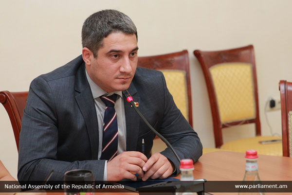 «Իմ քայլը» խմբակցության պատգամավոր Էդգար Առաքելյանը վայր կդնի մանդատը