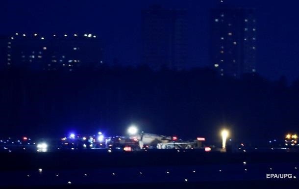 Մոսկվա-Երևան թռչող օդանավը դադարեցրել է չվերթը, ուղևորները տարհանվել են, կան վիրավորներ