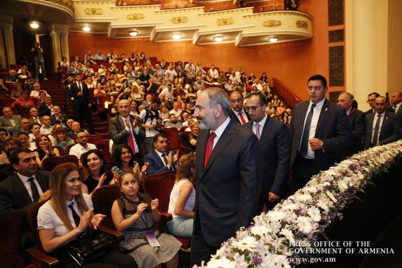 Վարչապետը մասնակցել է Հայաստանի 5-րդ միջազգային բժշկական համագումարի բացման հանդիսավոր արարողությանը