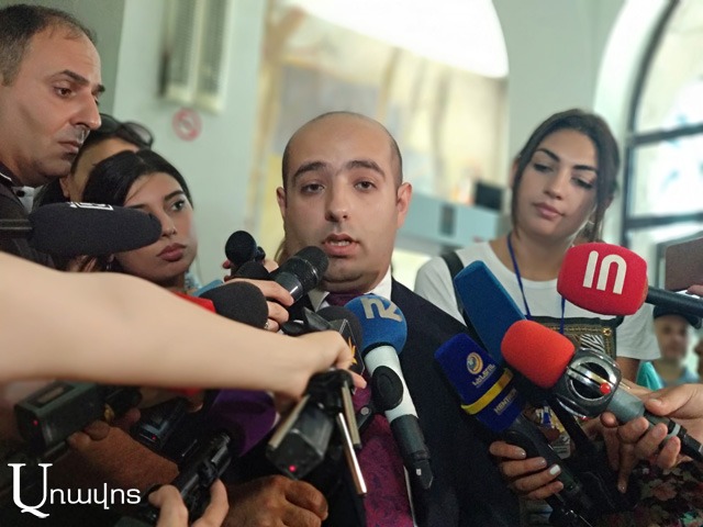 Թիրախավորվում է Արմեն Թավադյանի ոչ միայն հասարակական-քաղաքական, այլև՝ մեդիագործունեությունը. Խուզարկության ժամանակ առգրավվել են դրամական միջոցներ. «Փաստինֆո»
