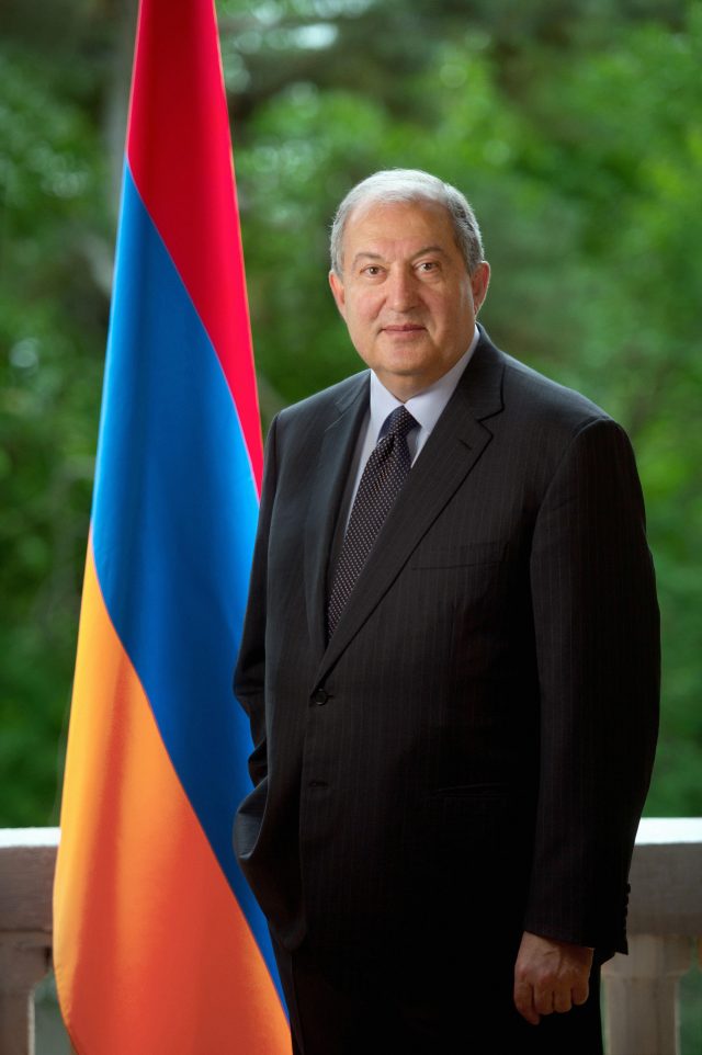 Իրավիճակից ելքը պետություն-գործատու-աշխատող եռանկյունում է, որը պետք է լինի կուռ ամբողջություն. Արմեն Սարգսյան
