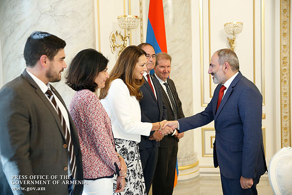 Ֆրանսիայում հետևում են Հայաստանում ընթացող ժողովրդավարական փոփոխություններին