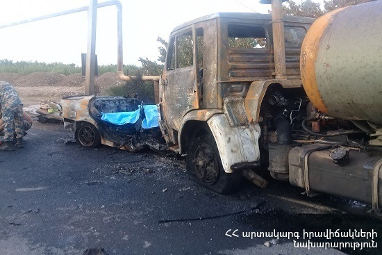 Սուրենավան գյուղի տարածքում բախվել են բեռնատար ու ավտոմեքենա, որի վարորդը և երկու ուղևորները տեղում մահացել են