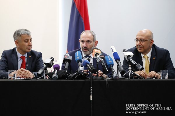 «Այդ մարդիկ չեն հասկանում, որ իրենք ՀՀ-ում քաղաքական գործունեություն ծավալելու շանս չունեն». Նիկոլ Փաշինյան