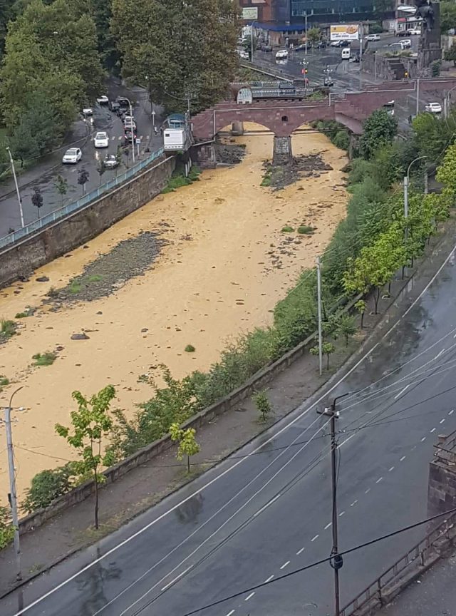 Ողջի գետը՝ անձրևից հետո․ ինչո՞ւ են լռում բնապահպանները