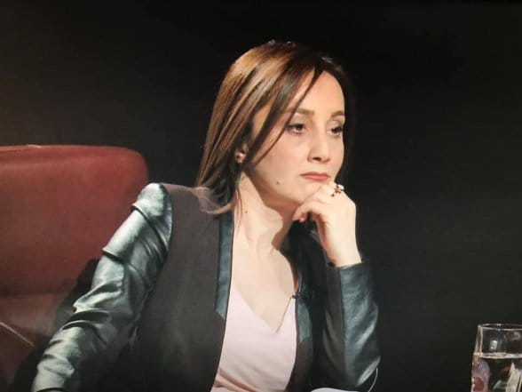 Պահանջում են քայլեր ձեռնարկել՝ Անժելա Թովմասյանի անձնական անվտանգությունն ապահովելու համար