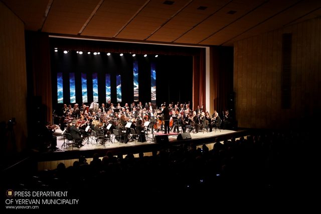 Գյումրիում երևանյան օրերն ամփոփվեցին Հայաստանի ազգային ֆիլհարմոնիկ նվագախմբի համերգով