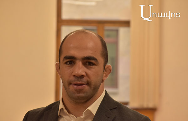 «Կարո՞ղ են ենթադրել, որ Հայաստանում բնակչության առնվազն մեծամասնությունը համակերպվել է բոլոր կորուստների հետ, գոհ է ստեղծված իրավիճակից». Արսեն Ջուլֆալակյան