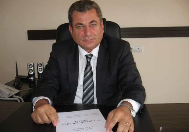 Քասախ համայնքի ղեկավարին մեղադրանք է առաջադրվել պաշտոնեական լիազորությունները չարաշահելու, անցնելու և պաշտոնեական կեղծիք կատարելու համար