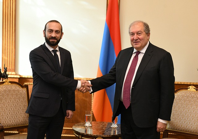 Արմեն Սարգսյանը և Արարատ Միրզոյանը քննարկել են նախագահական և խորհրդարանական ինստիտուտների միջև առավել սերտ համագործակցության հաստատմանը վերաբերող հարցեր