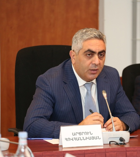 ՊՆ մամուլի խոսնակ. «Ենթասպա Մխիթար Ալումյանը երբեք բնակարանի կարիքավոր չի եղել. նա ունեցել է սեփականություն»