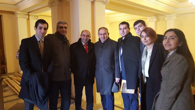 «Փաշինյանի խոսքը բնորոշ է այն ենթամշակույթին, ինչի դեմ իրենք ԱԺ մակարդակով փորձում են պայքարել». Խաժակյան