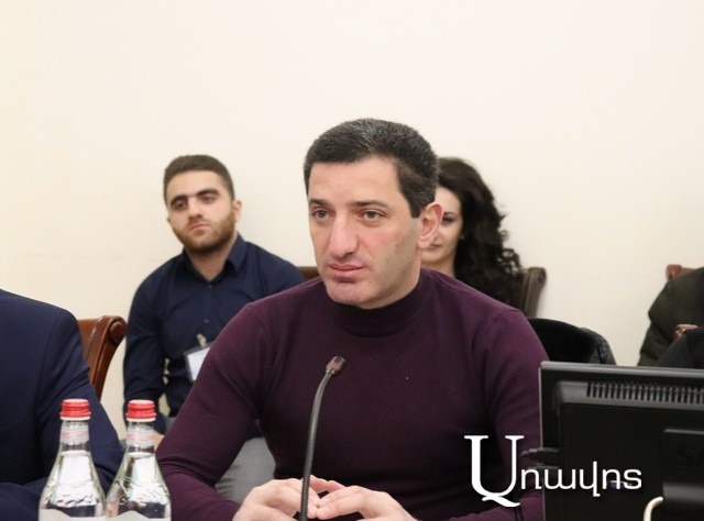 «Կարող է մեկին ասի՝ ա՛յ էշ, հետո ասի՝ գիտեք ինչ, այդ էշը ես ասել եմ՝ որպես աշխատասիրության խորհրդանիշ, է հետո՞». Գեւորգ Պետրոսյան