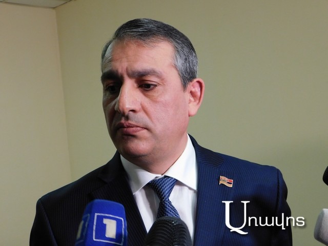 «Որոշ պատասխաններ սպառիչ էին, որոշները՝ ոչ». Արմեն Խաչատրյանը՝ Սերժ Սարգսյանի պատասխանների մասին