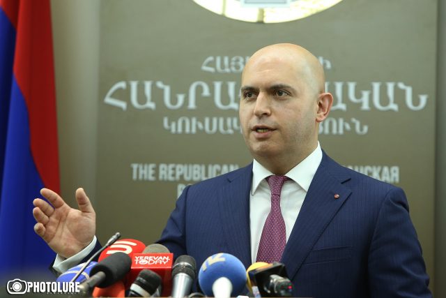 Արժե՞ ինչ-որ մի օր պատվաստանյութ գնելու համար վտանգի ենթարկել հարյուր հազարավոր այլ հայրենակիցների կյանքը. Աշոտյան