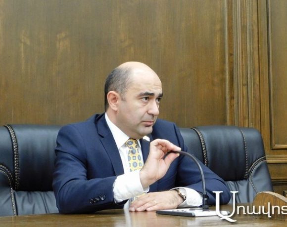 «Հյուրանոցների տիրոջը ազատեք, նոր Ծառուկյանի հյուրանոցներում Արցախից եկածներին տեղավորեք»