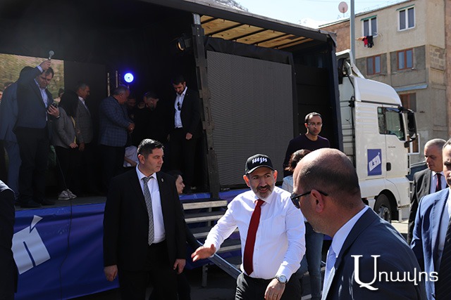 «ՍԴ-ի աշխատակազմի ղեկավարը եկել է, ասել է, որ շեֆի սանիկն է, թող գա, մի գրանցեք». Նիկոլ Փաշինյանի ելույթը՝ Քաջարանում