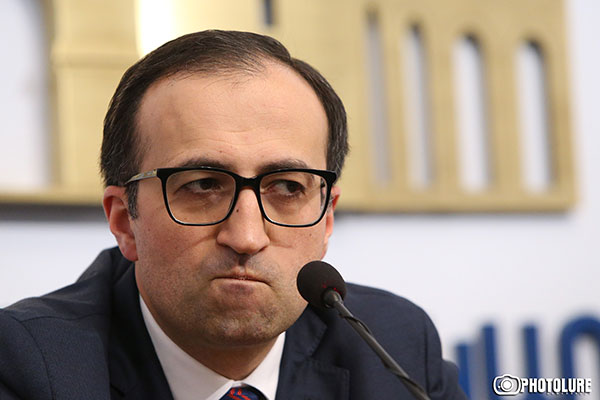 Նախարարը պետք է ազնիվ լինի, և արձանագրի, որ արտակարգ ռեժիմի պայմաններում կարանտինը ձախողել ենք. Էլինար Վարդանյան