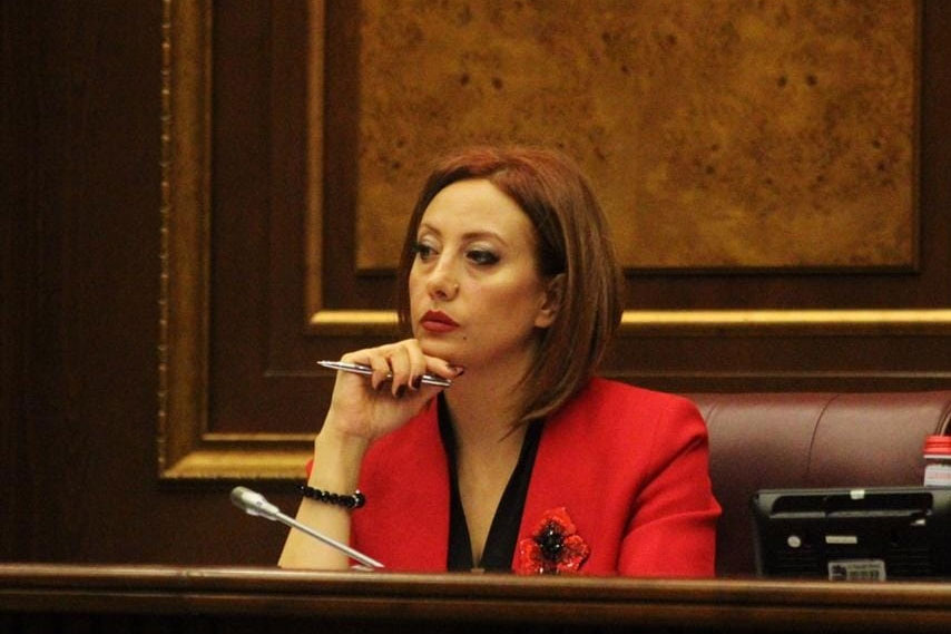 ԱԺ պատգամավոր Գայանե Աբրահամյան. «Այս պահից Ազգային Ժողովի պատգամավորի կարգավիճակում անելիքս համարում եմ սպառված»