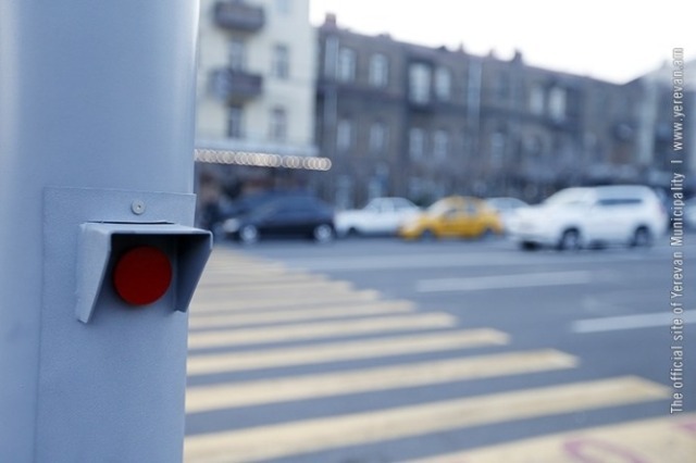 Մայրաքաղաքի 6 փողոցներում տեղակայվել են «հետիոտնային կանչ»-ի ռեժիմով լուսացույցներ