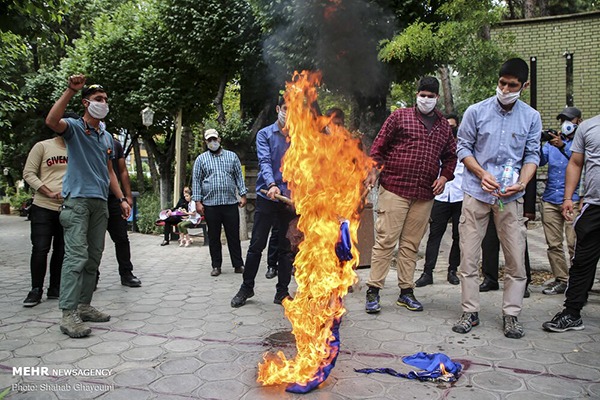 «Հայաստանն ունի իր շահերը, որը պետք է հետապնդի». Զոհրաբ Մնացականյանը՝ Իրանում դեսպանատան մոտ ցույցերի մասին