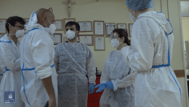 Ֆրանսիայից ժամանած բժիշկներն իրենց փորձն են ներկայացնում հայ մասնագետներին (տեսանյութ)