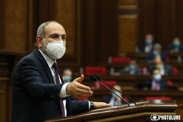 «Տաքսիում մի կին ասում է, թե վարչապետն իբրեւ 35 000 եվրոյի ժամացույց է պատվիրել, հետո՝ ուրիշ տաքսի նստում». Փաշինյանը հանձնարարական է տվել