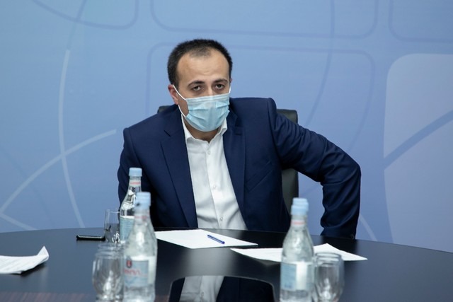 Մահճակալային ֆոնդը դեռևս բավարար է. Արսեն Թորոսյանը հանդիպել է կորոնավիրուսային հիվանդությամբ զբաղվող բժշկական կազմակերպությունների ղեկավարներին